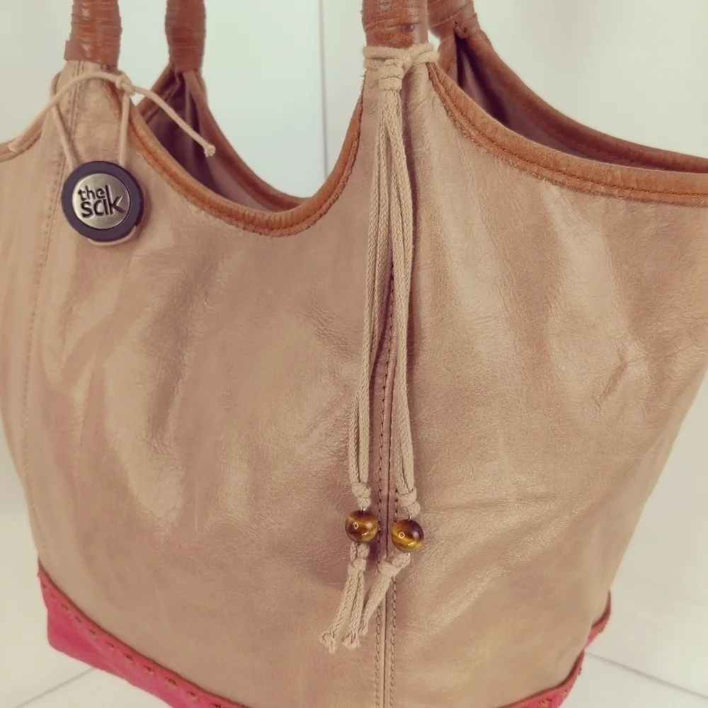 THE Sak 'Fernwood' Hobo Shoulder Bag in Tan & Red Leather Double Leather Strap